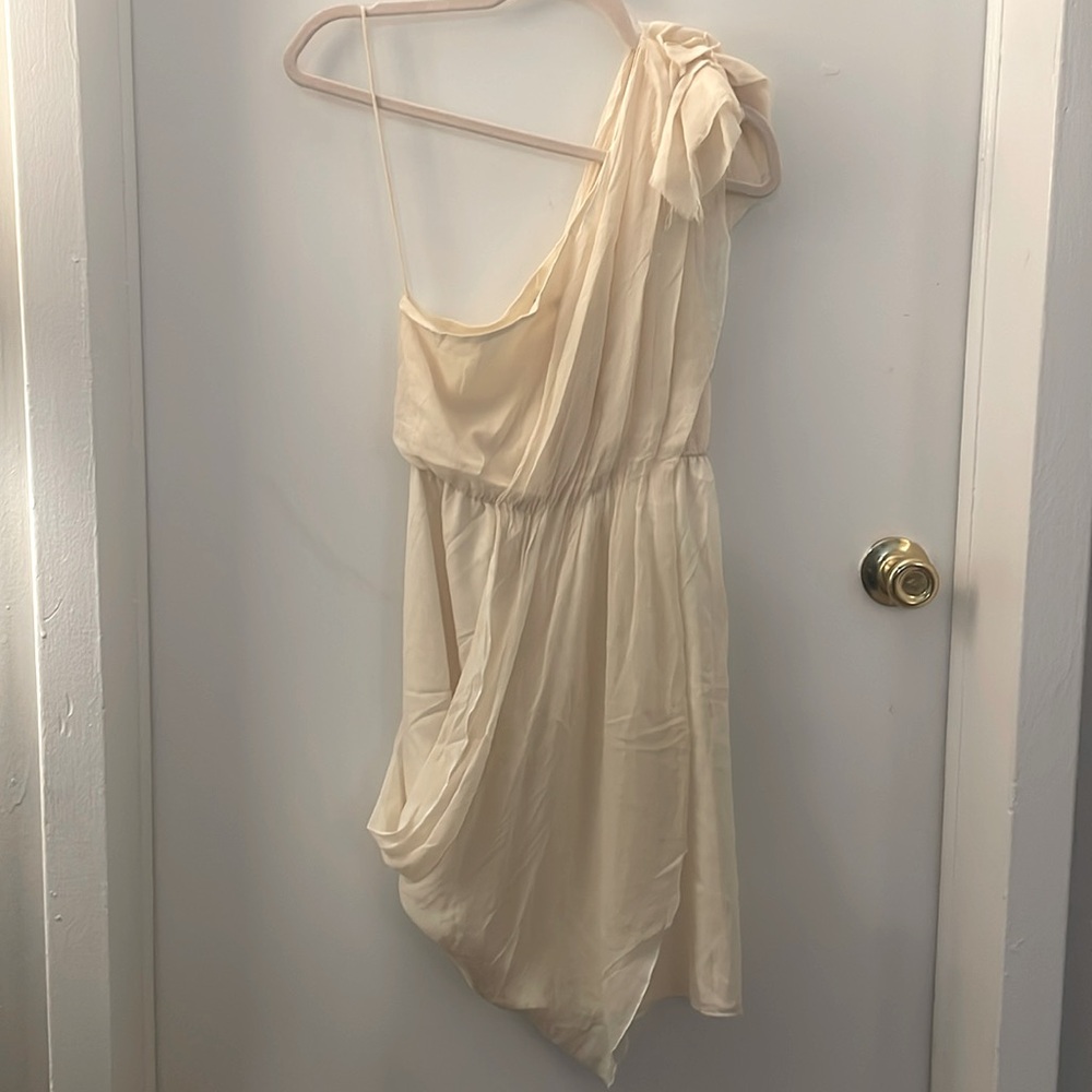 Alice & Olivia XS one shoulder dress